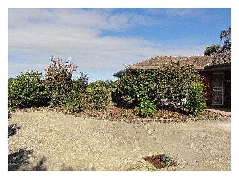 2/7 Apex Court, Foster VIC 3960