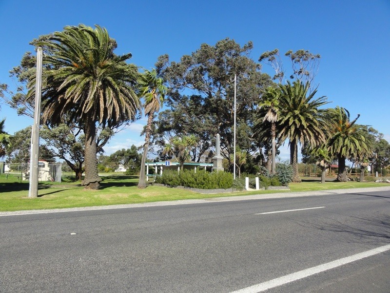 37 Main Street, Welshpool VIC 3966