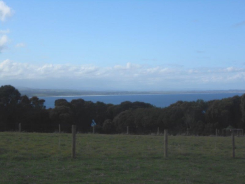 1/19 Casuarina Grove, Walkerville VIC 3956