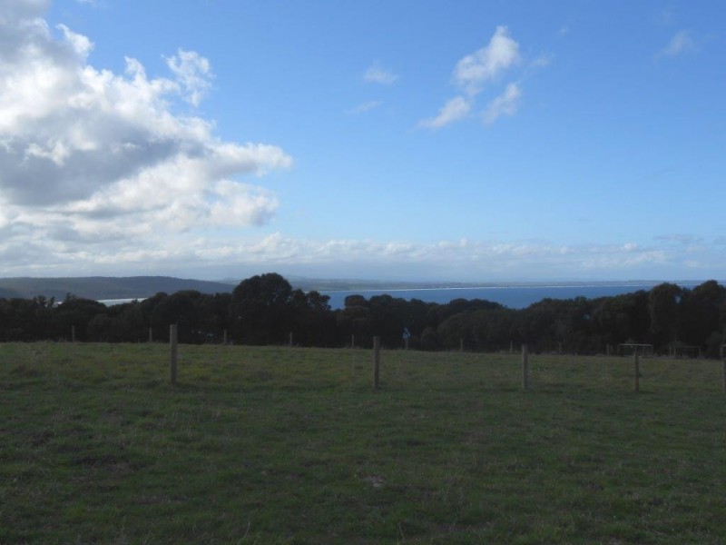 1/19 Casuarina Grove, Walkerville VIC 3956