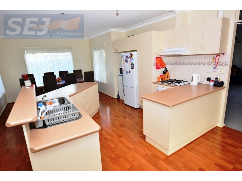 5 Carr Avenue, Leongatha VIC 3953