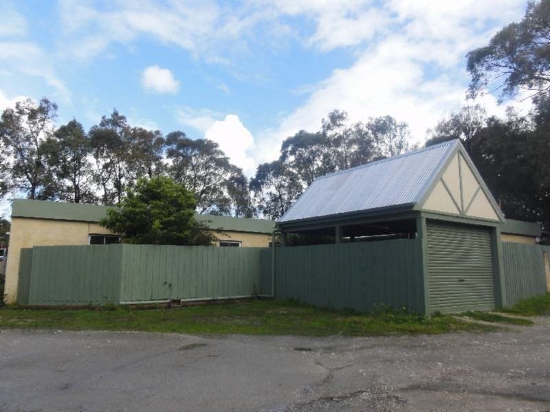 Foster VIC 3960
