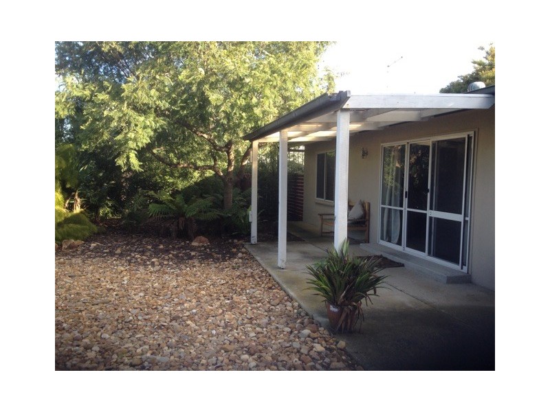 2 Dobson Street, Port Welshpool VIC 3965