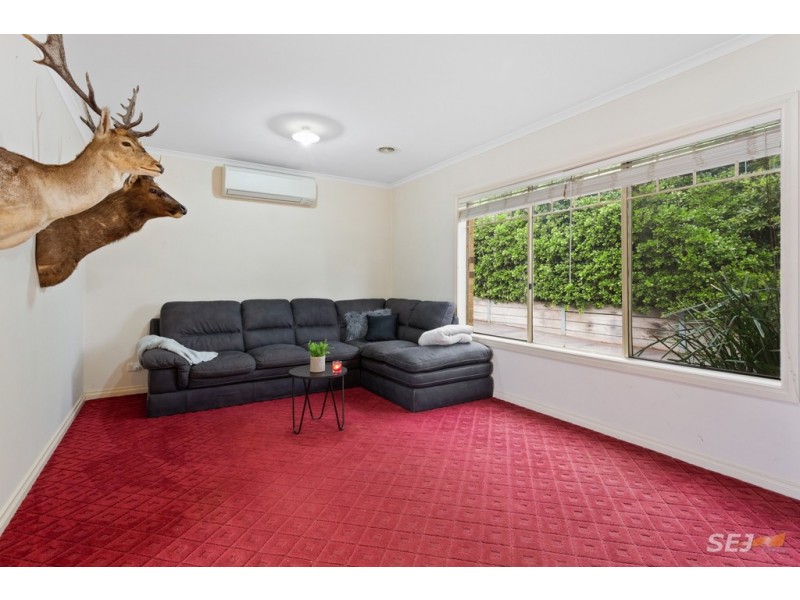 1/7 Lampard Rd, Drouin VIC 3818