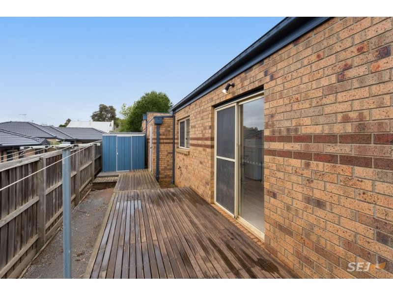 1/7 Lampard Rd, Drouin VIC 3818