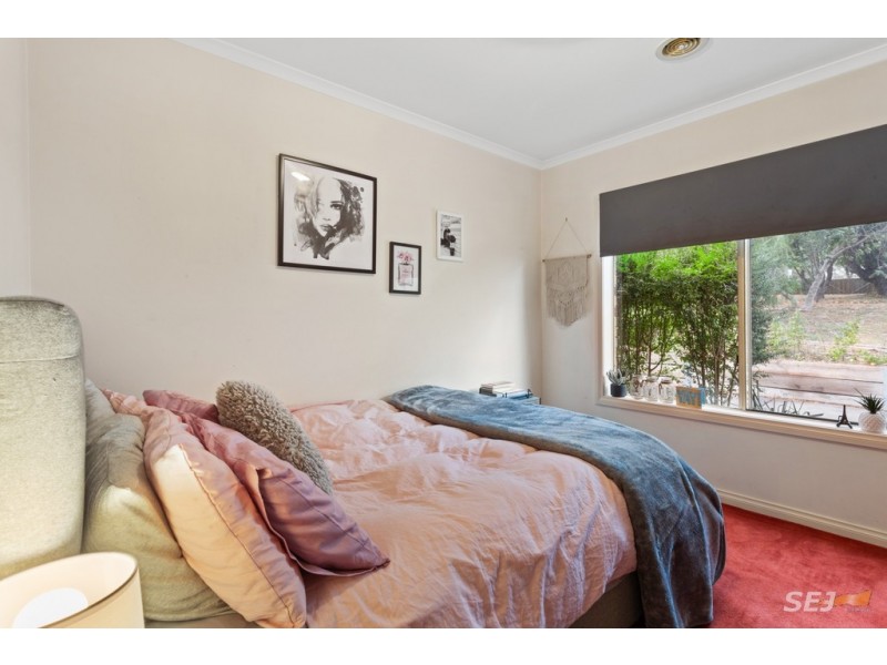 1/7 Lampard Rd, Drouin VIC 3818