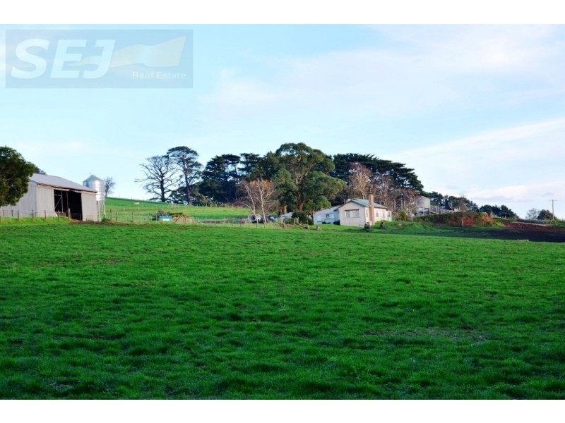 655 Canavans Rd, Mount Eccles VIC 3953