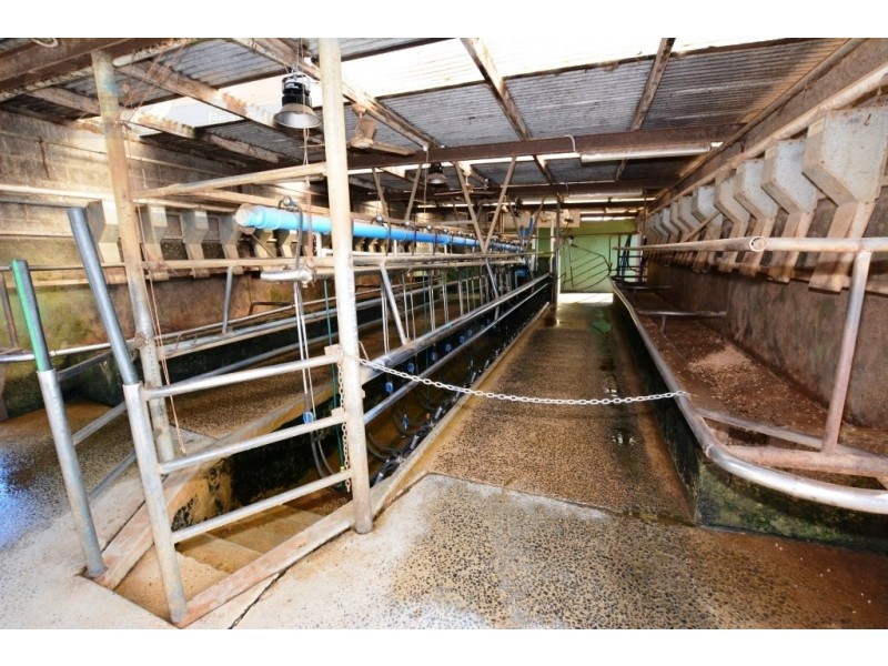 655 Canavans Rd, Mount Eccles VIC 3953