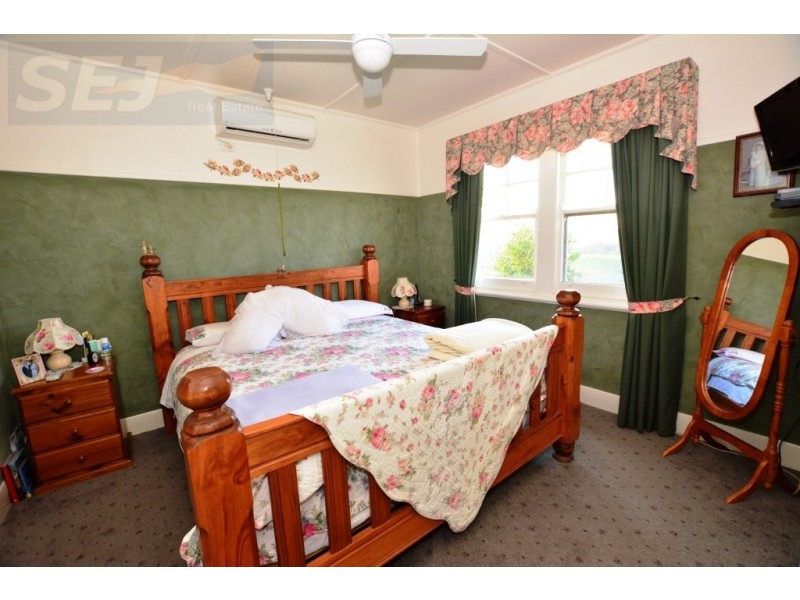 655 Canavans Rd, Mount Eccles VIC 3953