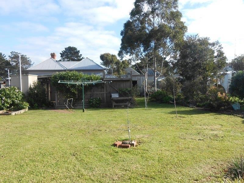 11 Bowen Street, Port Franklin VIC 3964