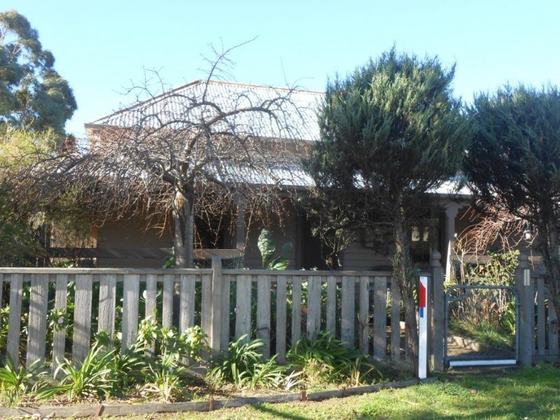 11 Bowen Street, Port Franklin VIC 3964