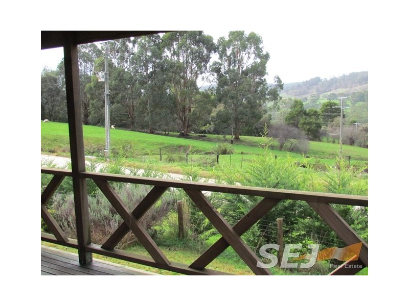 394 Weirs Road, Narracan VIC 3824