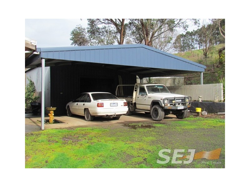 394 Weirs Road, Narracan VIC 3824