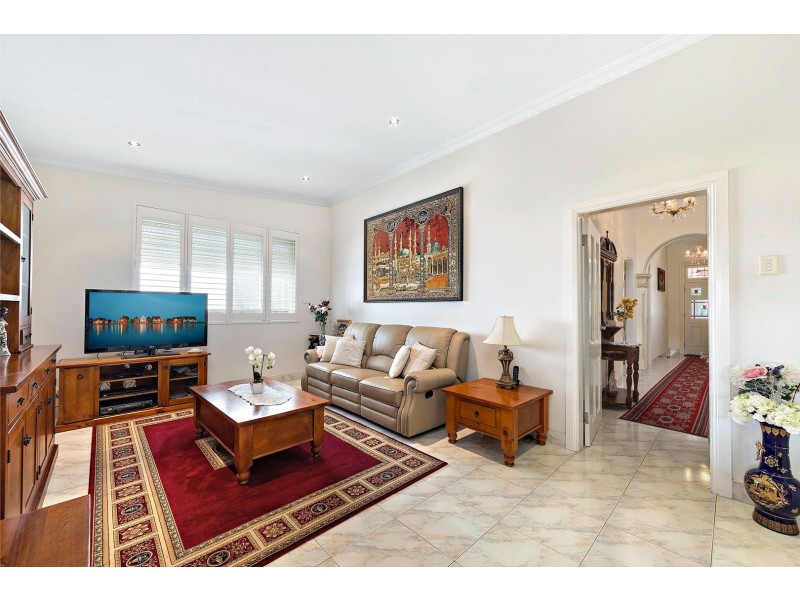 98 Livingstone Road, Marrickville NSW 2204