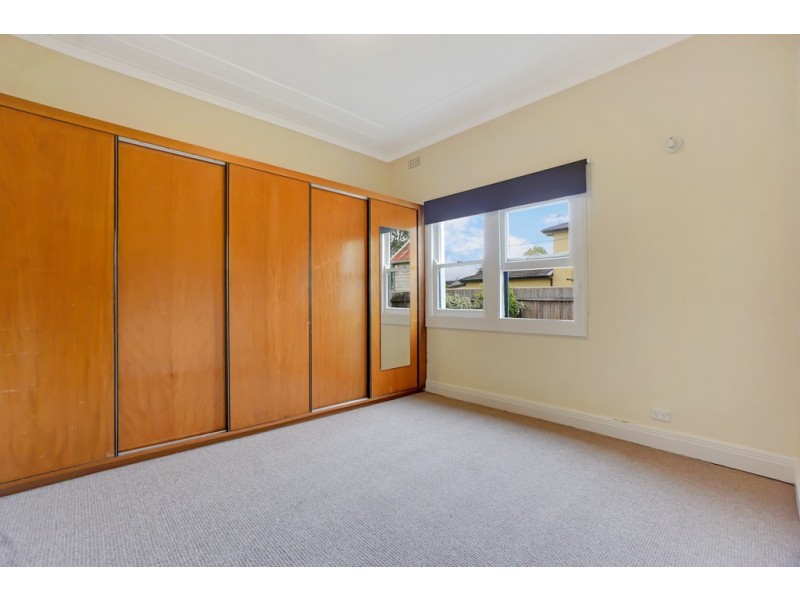 10 Lyminge Street, Croydon Park NSW 2133