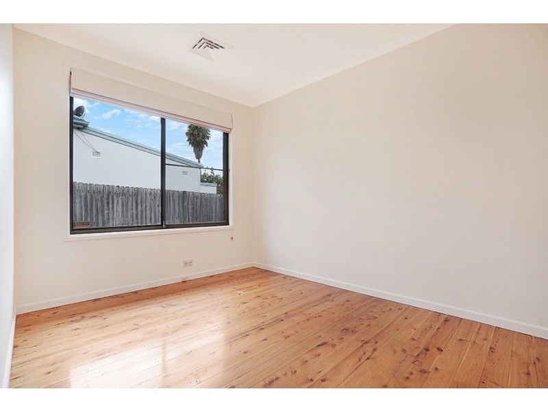 17 Linthorn Avenue, Croydon Park NSW 2133