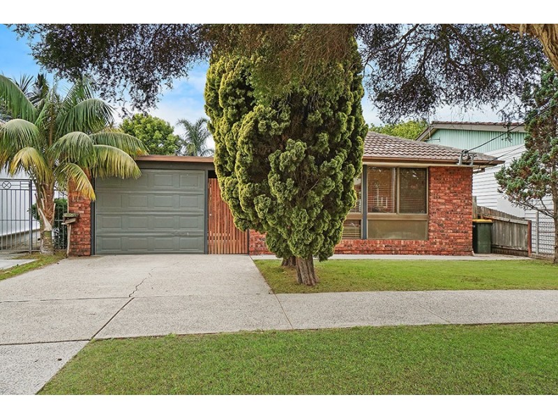 17 Linthorn Avenue, Croydon Park NSW 2133