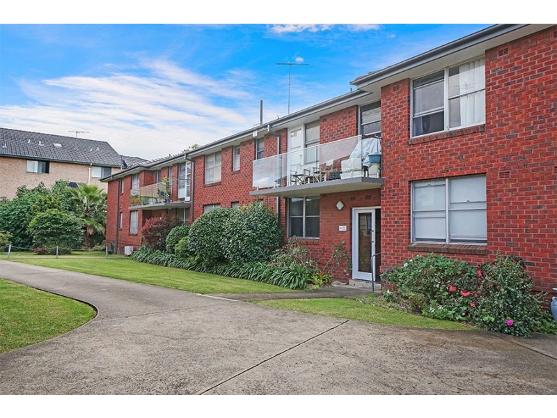 4/1 Fabos Place, Croydon Park NSW 2133