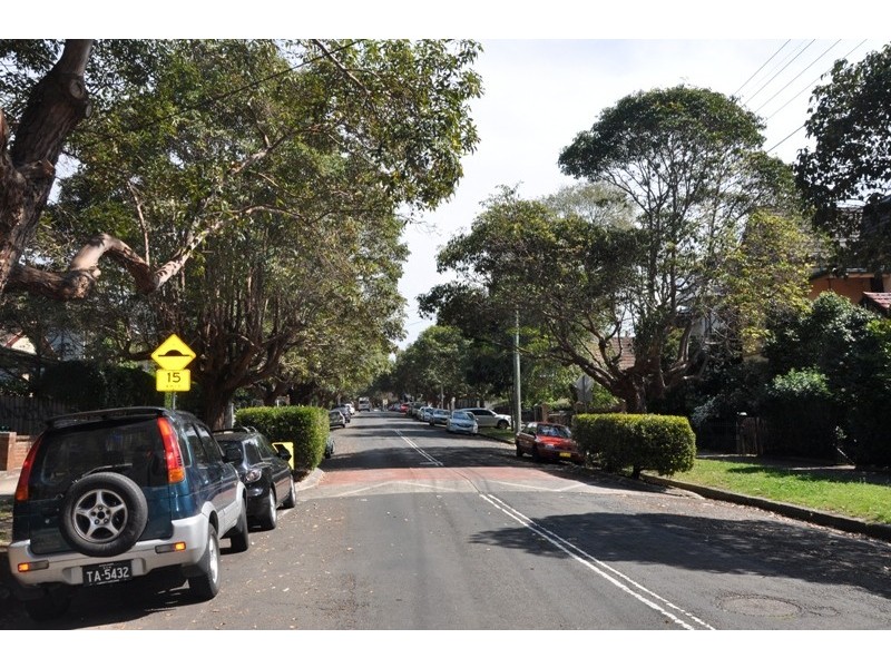 2/25 The Boulevarde, Lewisham NSW 2049