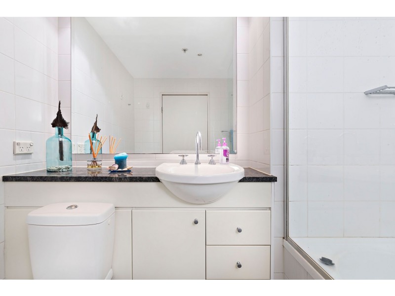 601/221 Sydney Park Road, Erskineville NSW 2043