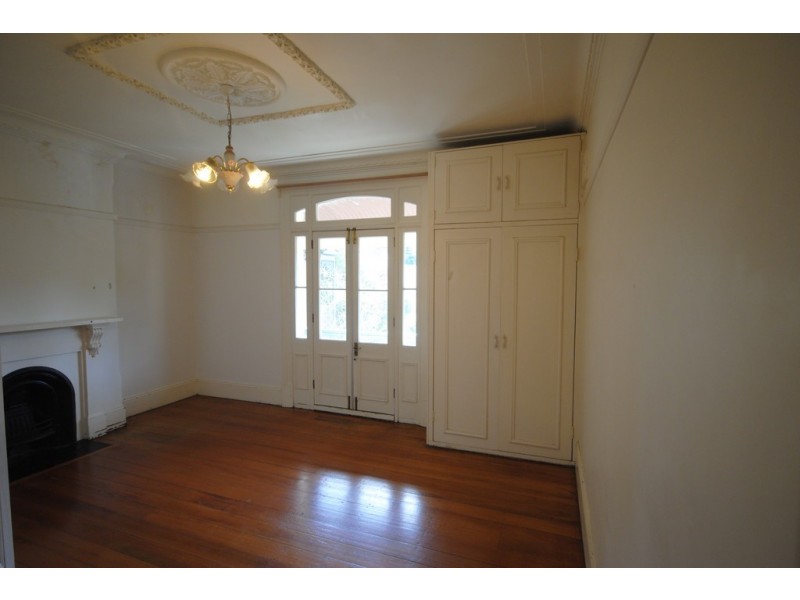 1/42 Newington Road, Marrickville NSW 2204