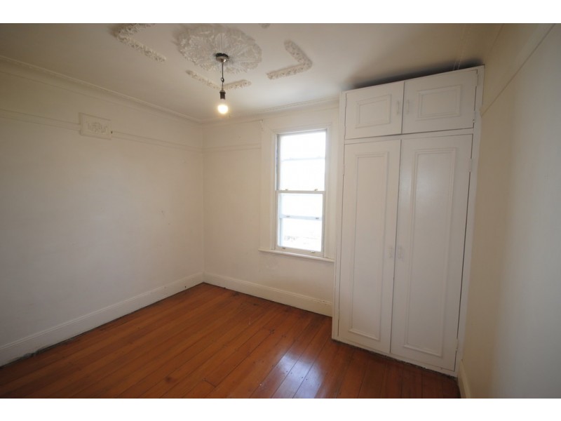 1/42 Newington Road, Marrickville NSW 2204