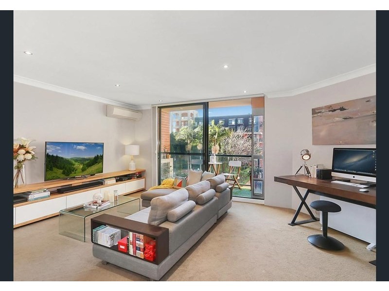 7306/177-219 Mitchell Road, Erskineville NSW 2043