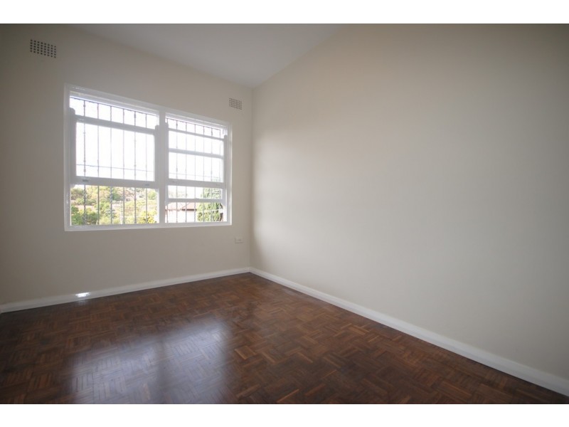 2/25 Hill Street, Marrickville NSW 2204