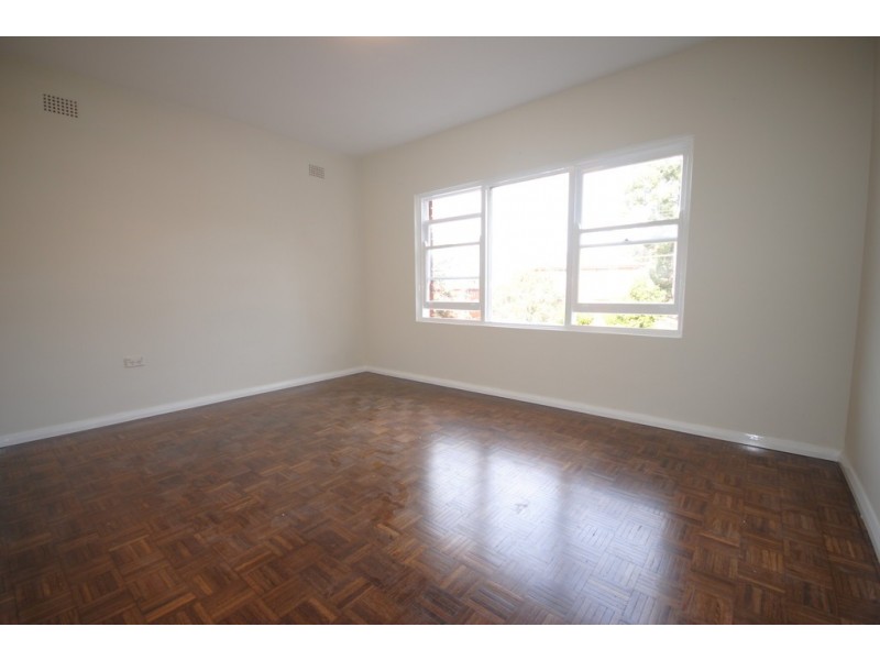 2/25 Hill Street, Marrickville NSW 2204