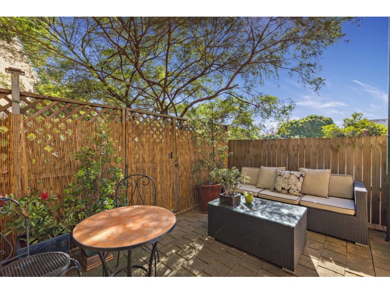 10/31A Devine Street (entry via Bray Street), Erskineville NSW 2043