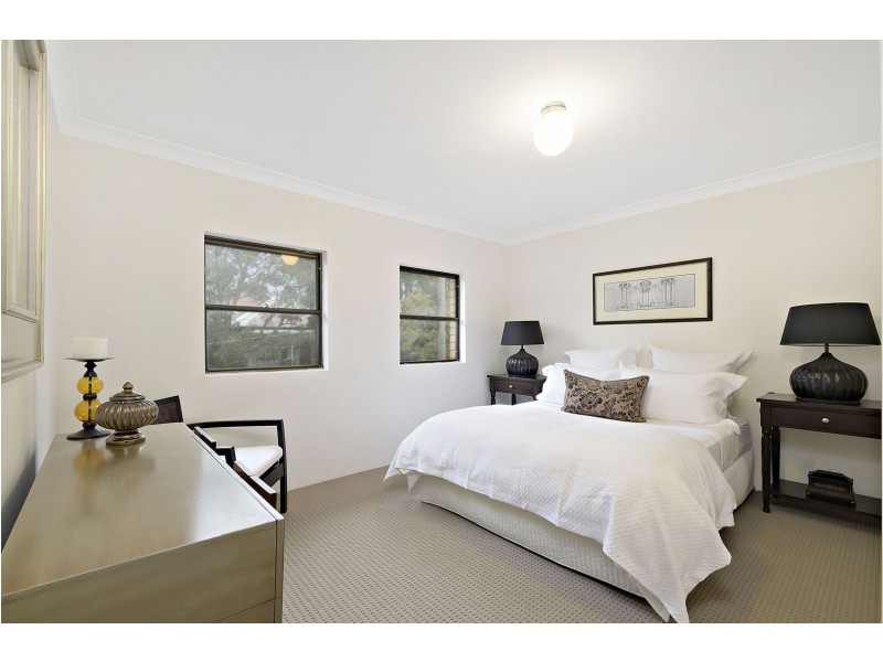 10/31A Devine Street (entry via Bray Street), Erskineville NSW 2043