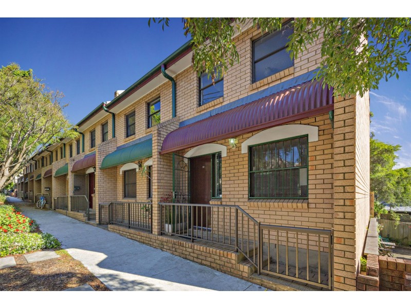 10/31A Devine Street (entry via Bray Street), Erskineville NSW 2043