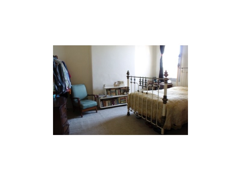 76 Newington Rd, Enmore NSW 2042