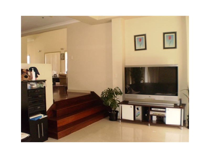 93 WARDELL RD, Earlwood NSW 2206