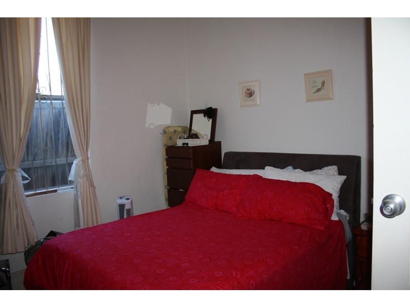 15 West St, Lewisham NSW 2049