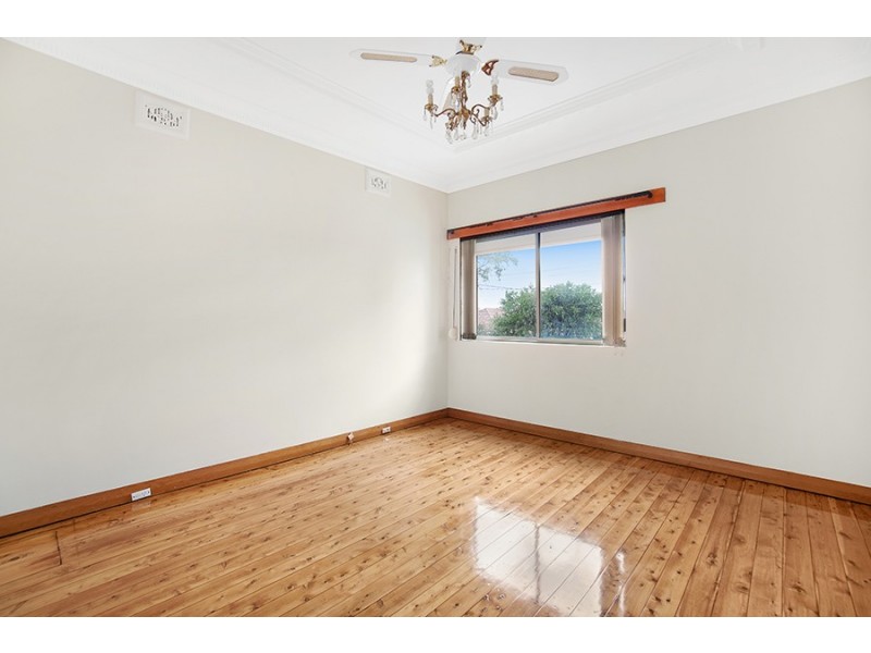 22 Frost Street, Earlwood NSW 2206