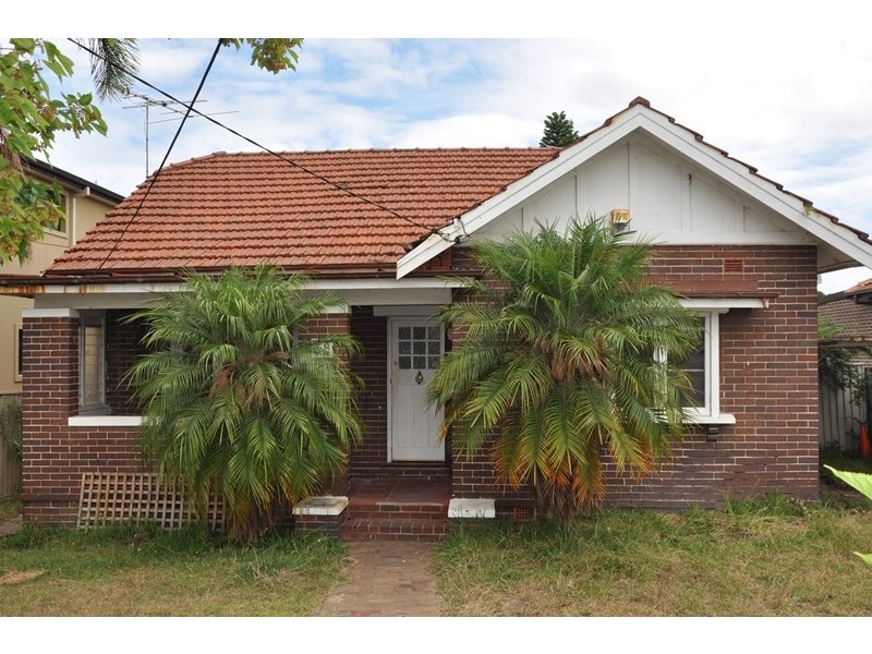 58 Gueudecourt Street, Earlwood NSW 2206