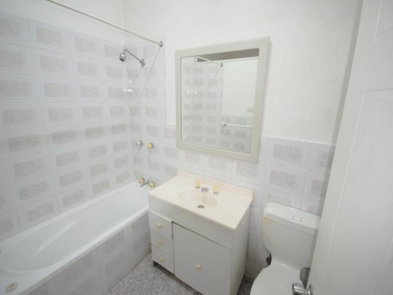 2/139 Enmore Road, Enmore NSW 2042