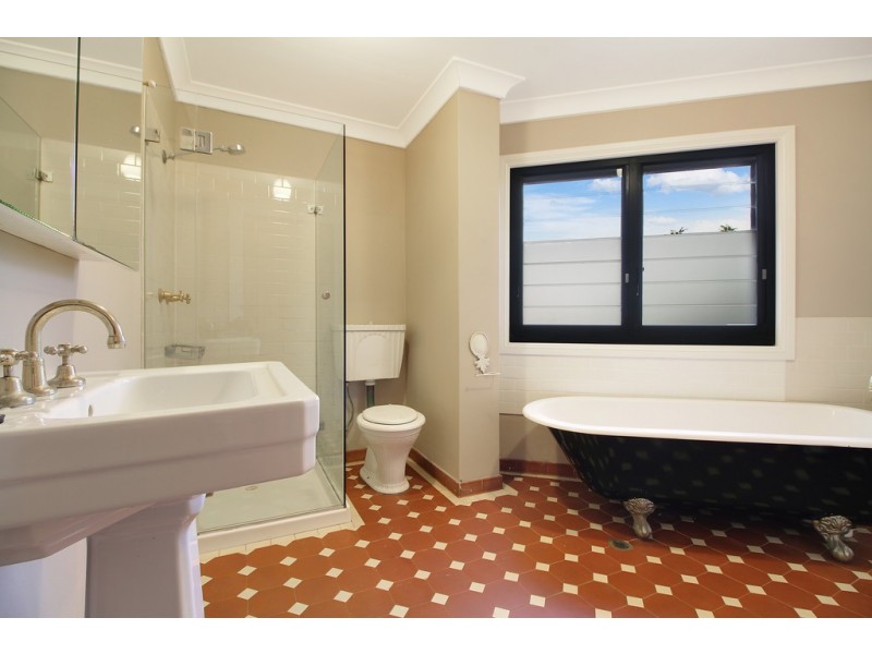 2 James Street, Petersham NSW 2049