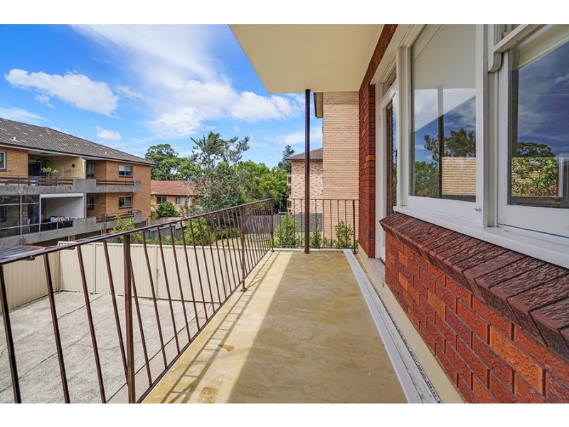 3/6 Andover Street, Carlton NSW 2218