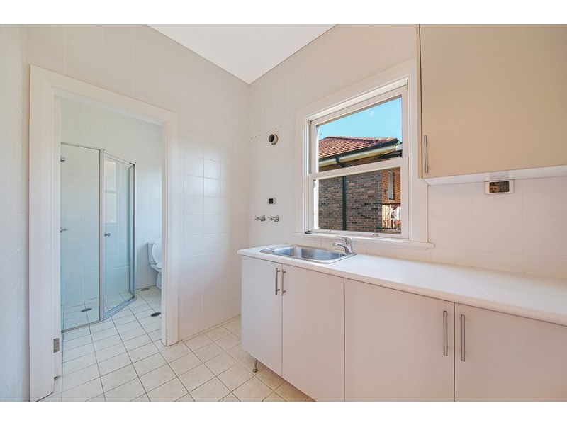 35 Hamel Cres, Earlwood NSW 2206