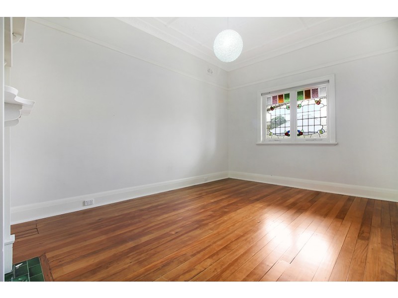 6 Wallace Street, Ashfield NSW 2131