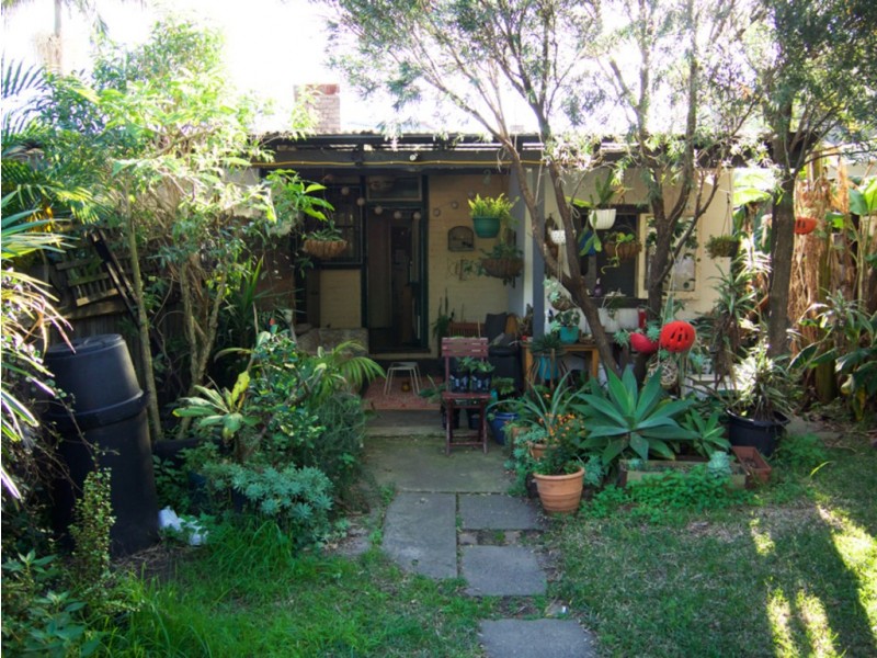 33 Cook Road, Marrickville NSW 2204