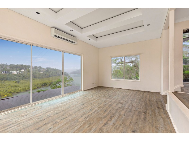 24 Bignell Street, Illawong NSW 2234