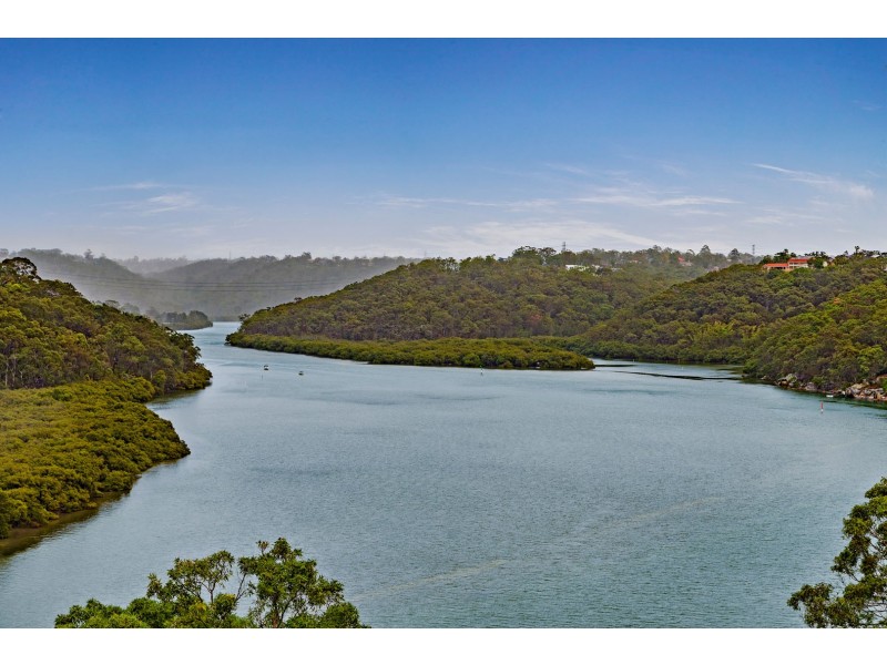 24 Bignell Street, Illawong NSW 2234