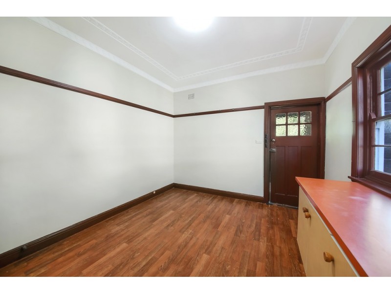 2/11 Burns Street, Petersham NSW 2049