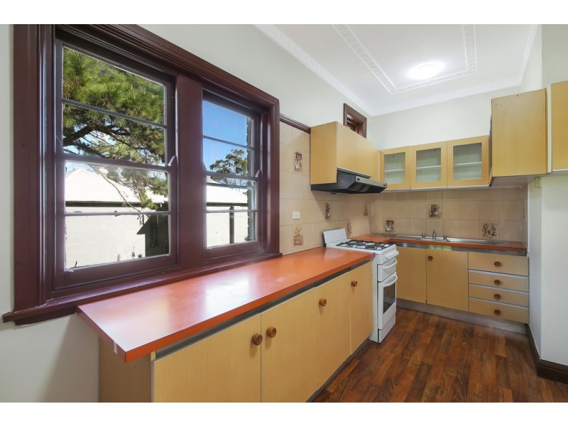 2/11 Burns Street, Petersham NSW 2049