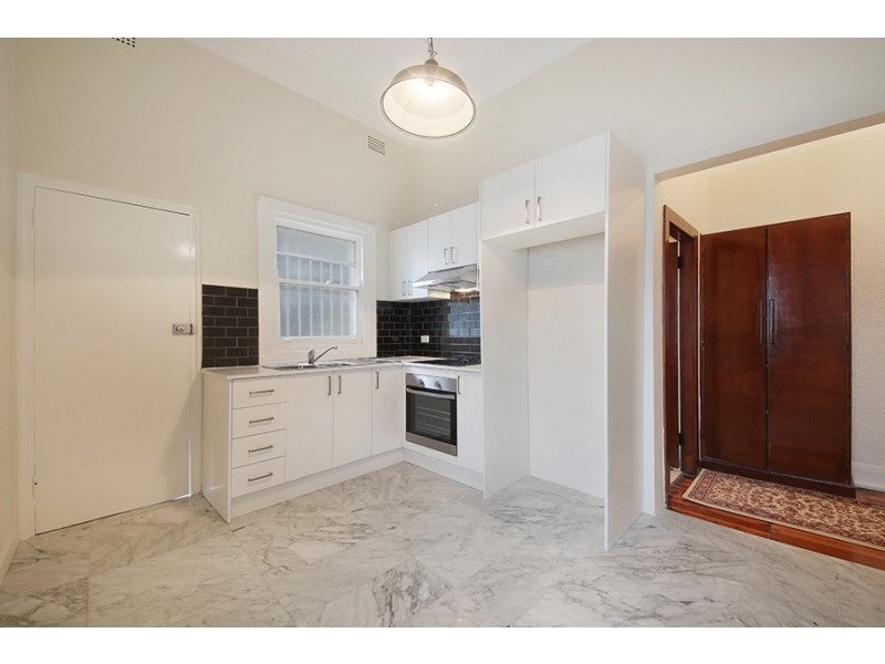 8 Livingstone Road, Petersham NSW 2049