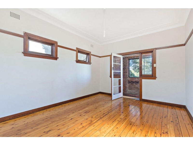 143 Victoria Street, Ashfield NSW 2131
