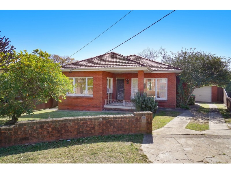 2 Pomroy Avenue, Earlwood NSW 2206